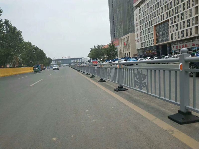 道路護欄